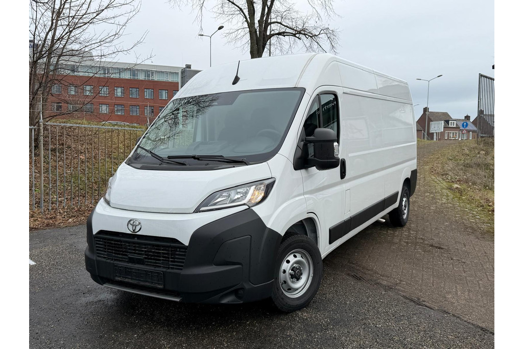 Toyota ProAce Max 2.2 D-4D L3H2 3.5t Challenger 52178168-0.jpg | Vamo Cars