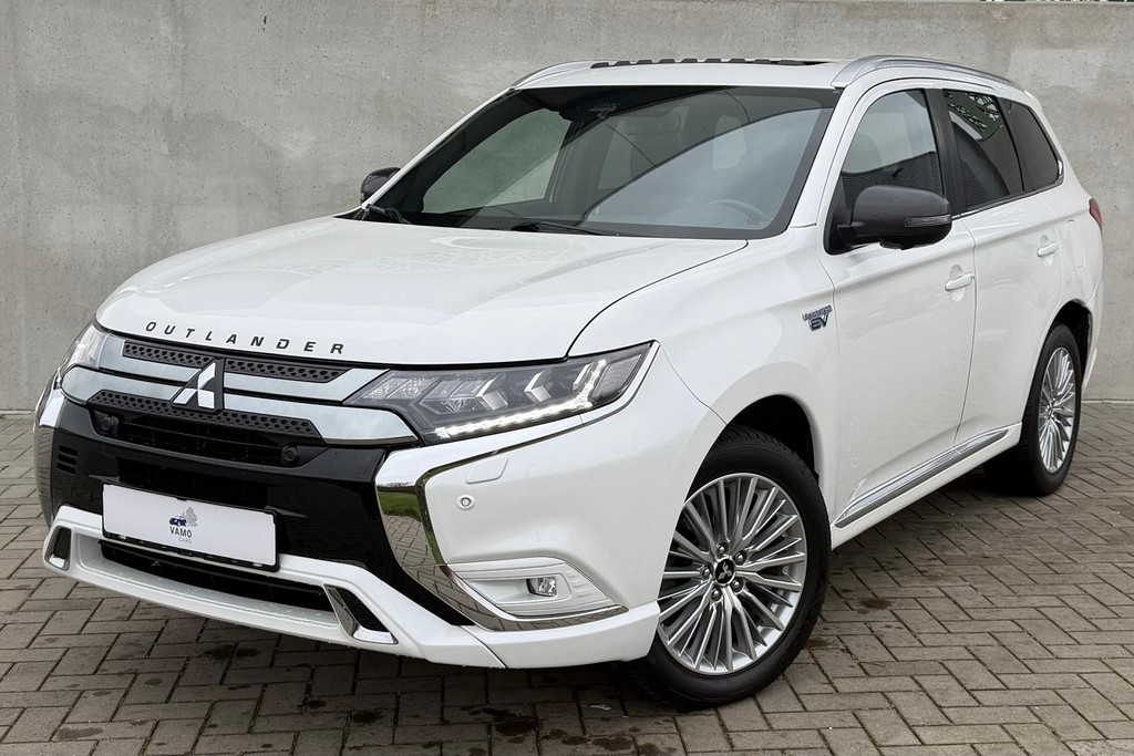 Mitsubishi Outlander 2.4 PHEV Intense 52554929-0.jpg | Vamo Cars